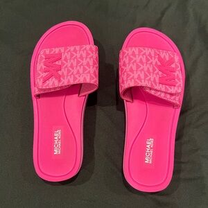 MICHAEL Michael Kors Logo Platform
Slide Sandal (Women)